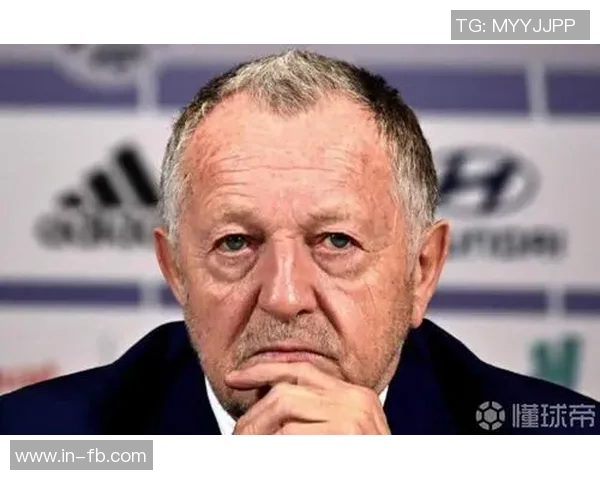 巴黎人报报道泰克斯特被解职引发里昂俱乐部控制权争夺战再度升级